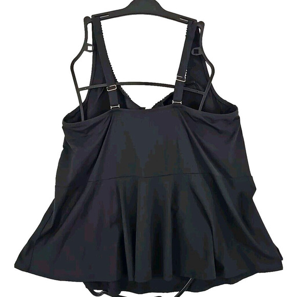 Lands'End ~Woman Plus Size 22W~ Black Swim Top Solid Adjustable Padded Tank. - Picture 8 of 9